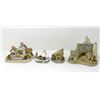 Image 1 : 3 David Winter Hand Painted Sculptures