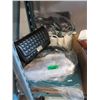 Image 1 : 6+ Assorted New Handbags and Totes
