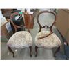 Image 1 : 2 Vintage Chairs - One is damaged
