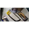 Image 3 : Box of drywall tools