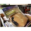 Image 2 : Box of new professional leather work knee pads