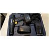 Image 2 : MASTERCRAFT 18V CORDLESS DRILL WITH 2 BATTERIES AND CHARGER
