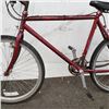 Image 2 : RED SCHWINN BIKE
