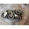 Image 2 : LOT OF CASTORS