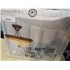 Image 2 : HANGING LIGHT FIXTURE