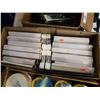 Image 3 : 3 boxes of new cutlery, picture frames and flashlights