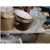 Image 2 : LOT OF LAMP SHADES