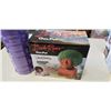Image 2 : NEW BACK ROLER AND BOB ROSS CHIA PET