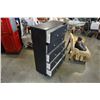 Image 4 : 5 drawer black dresser
