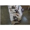 Image 3 : 4 dining chairs covered in stretched upholstry