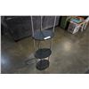 Image 2 : BLACK SHELF FLOOR LAMP