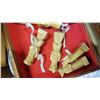 Image 8 : EASTERN CHESS SET WITH WOOD PIECES IN FOLDING WOOD BOX