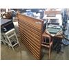 Image 3 : 4ft x 5ft HO scale model train display with track
