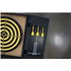 Image 3 : CHURCHILL PUB SPORTS DART BOARD AND DARTS