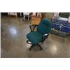 Image 2 : GREEN ROLLING OFFICE CHAIR