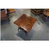 Image 4 : ANTIQUE PARLOUR TABLE