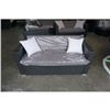 Image 1 : BRAND NEW PREMIUM OUTDOOR RATTAN LOVE SEAT RETAIL $699 W/ DARK GREY CUSHIONS AND 2 THROW PILLOWS - U
