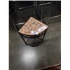 Image 2 : METAL TILE TOP CORNER STAND