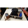 Image 1 : SIX-20 BROWNIE 40's CAMERA AND HATS IN LEATHER CASE