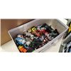 Image 2 : 2 boxes of die cast and other vehicles