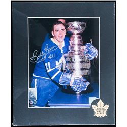 Bobby Baun Hand Signed and Matted 8x10" Photo with Certificate of Authenticity au Verso.