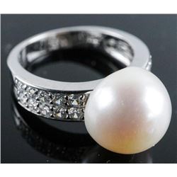 .925 Silver Pearl and Swarovski Element Ring - Size 6.