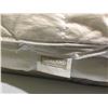 Image 2 : KirklandKing Size Duvet