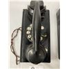 Image 2 : 2 Vintage Black Rotary Phones