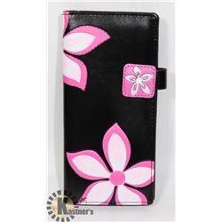 NEW SHAG WEAR WOMENS WALLET