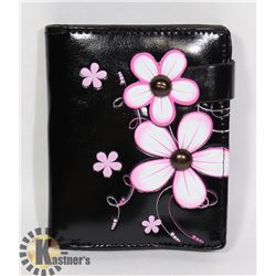 NEW SHAG WEAR WOMENS WALLET