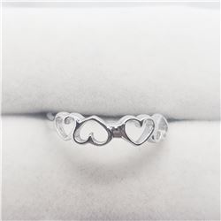 SILVER  RING (~SIZE 8)