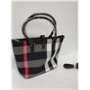 Image 2 : NEW BLACK PLAID 2 IN ONE PURSE WITH