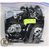 Image 1 : 12PK YOUTH/ADULT HALLOWEEN GLOVES