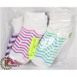 7 PAIRS OF ASSORTED LADIES  ANKLE SOCKS