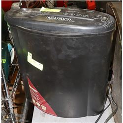 10 ARMOUR 10/216ZA PAPER SHREDDER