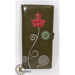 NEW SHAG WEAR WOMENS WALLET