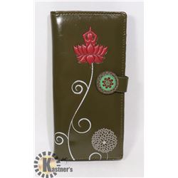 NEW SHAG WEAR WOMENS WALLET