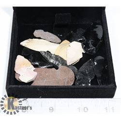 DISPLAY BOX OF ARROW HEADS