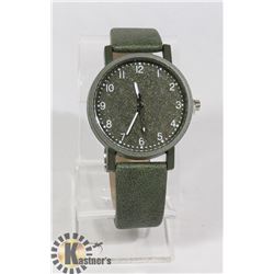 NEW WOMENS WATCH