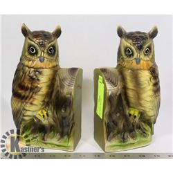 OWL BOOK HOLDER
