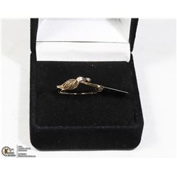 10 KT PINK GOLD RING WITH 2 DIAMONDS