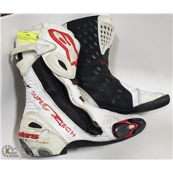 PAIR OF ALPINESTARS SUPERTECH RIDING BOOTS SIZE 9