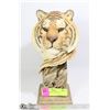 Image 1 : TIGER HEAD BUST DISPLAY, 10" TALL
