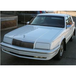 1992 CHRYSLER NEW YORKER C-BODY SALON SEDAN