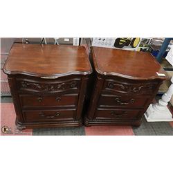 PAIR OF 3 DRAWER NIGHT STANDS MISSING 1 DRAWER
