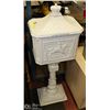 Image 1 : WHITE FREESTANDING MAILBOX, NO KEY & IS LOCKED
