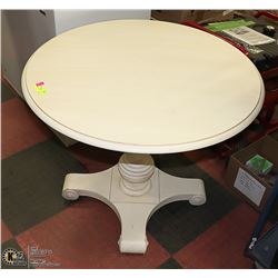 ETHAN ALLEN 34" ROUND TABLE