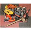 Image 1 : FLAT OF ASSORTED POWER TOOLS