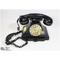REPRODUCTION OF AN ANTIQUE TABLE PHONE