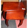 Image 1 : PAIR OF WOOD NESTING TABLES, 20" X 12" X 20"